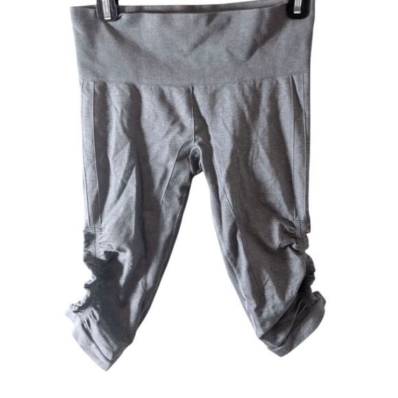 LULULEMON ATHLETICA Ebb To Street Crop 21' In Moonwalk Size 4 - Picture 3 of 4